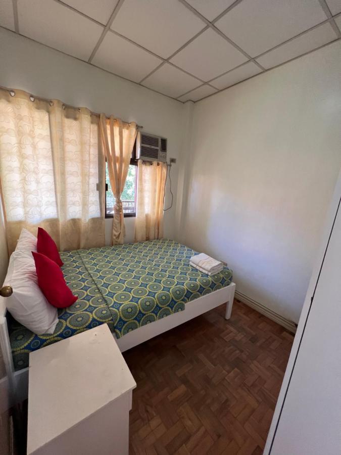 Golden Belle Apartelle And Suites Davao City Esterno foto