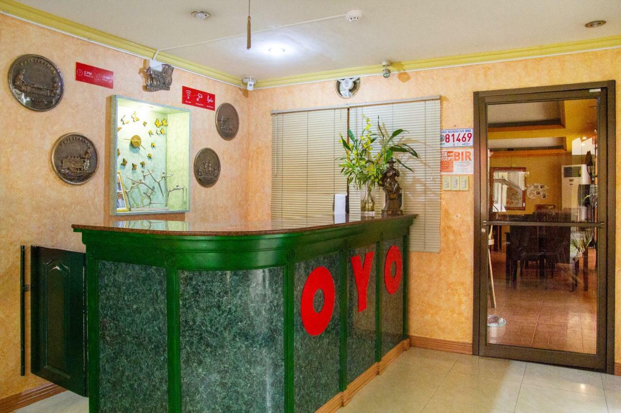 Golden Belle Apartelle And Suites Davao City Esterno foto